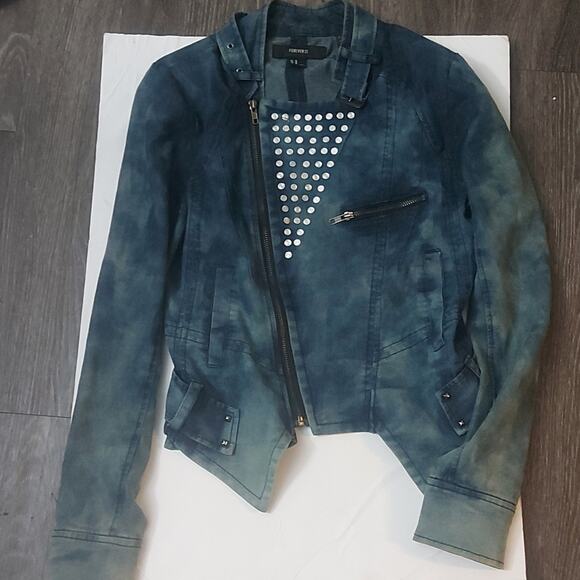Studded Denim Moto Jacket Forever 21 M  Bikercore Festival Streetwear Rocker - Picture 6 of 11